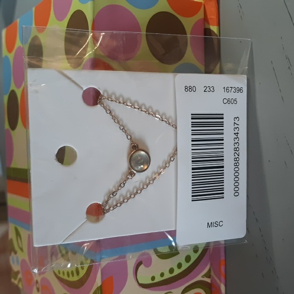 Girl's Flower & Rhinestone Necklace - Picture 6 of 10